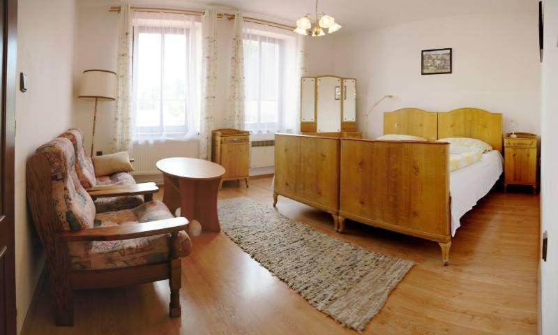 Hotel Penzion Holland Litomyšl Zewnętrze zdjęcie